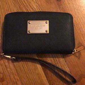 Michael Kors wristlet